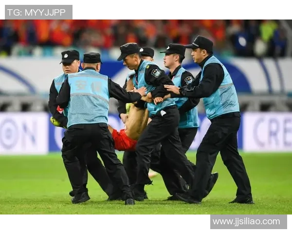 南京足球队节奏之争引发热议球迷与专家各执己见